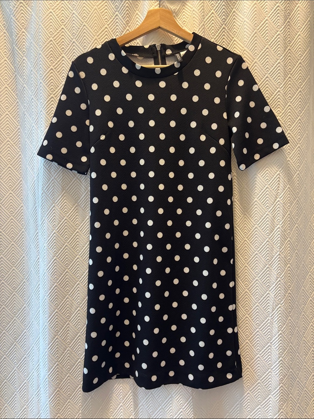 DIVIDED H&M Black and White Polka Dot Zip-Back Dress size 10